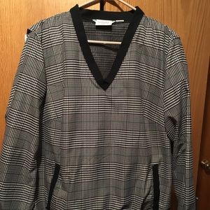 Liz Golf wind jacket pullover. Size L (14-16)